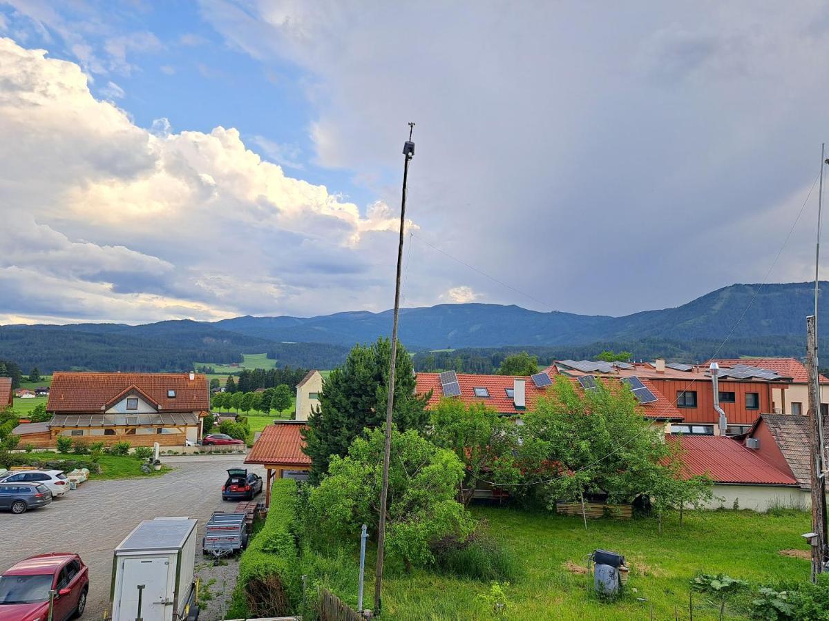 Gasthof Knappenwirt Mariahof Exteriör bild