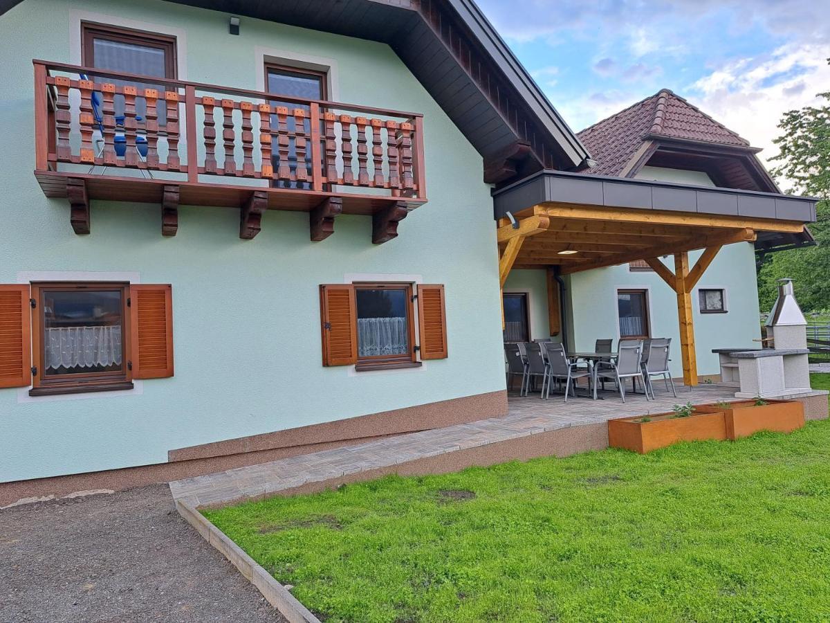 Gasthof Knappenwirt Mariahof Exteriör bild