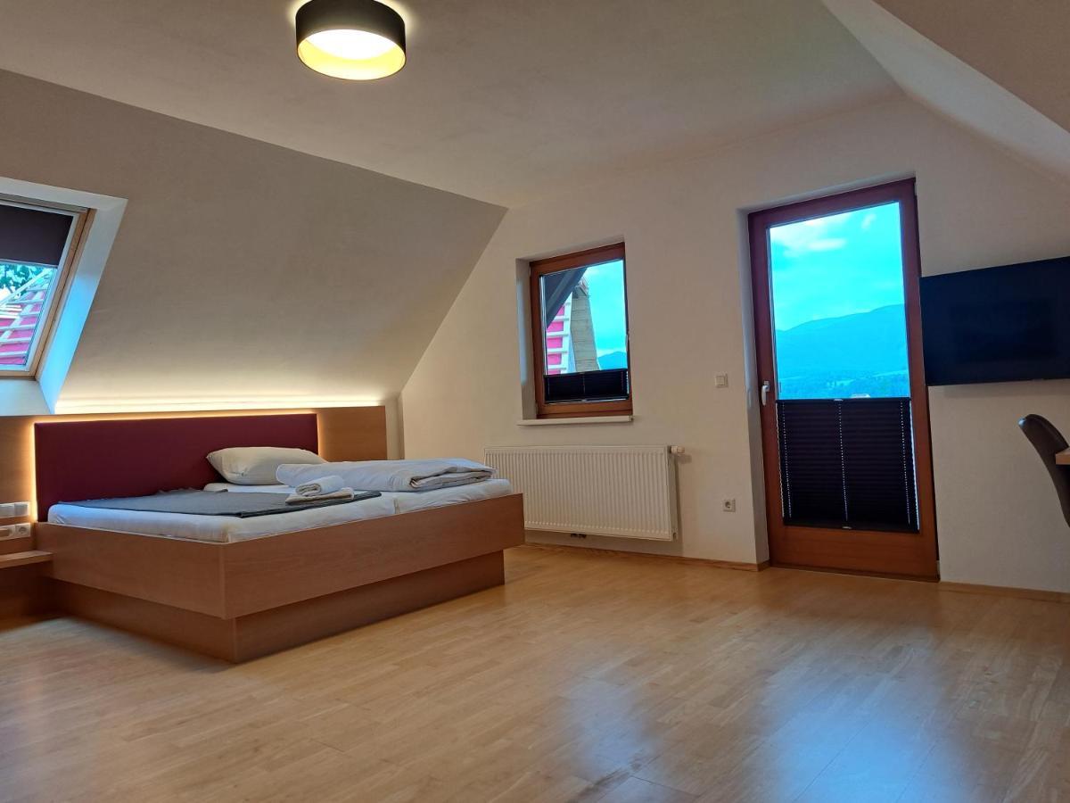 Gasthof Knappenwirt Mariahof Exteriör bild